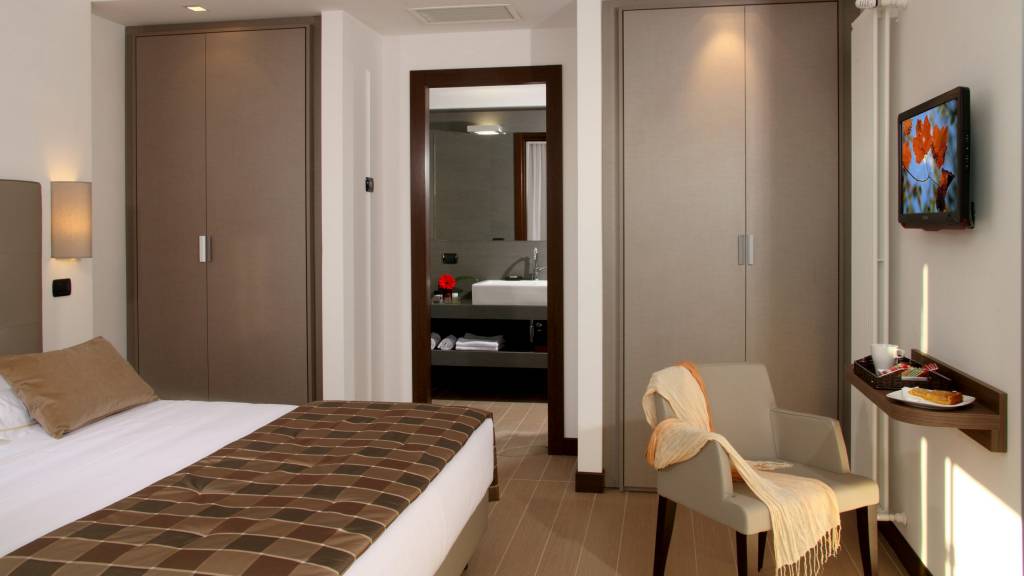 18Residence-Hotel-Parioli-Rome-Room-18